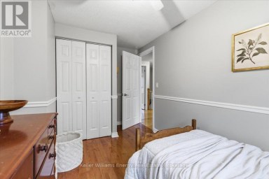81 - 909 BURNS STREET W Whitby (Lynde Creek) Ontario photo 26