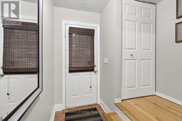81 - 909 BURNS STREET W, Whitby (Lynde Creek), Ontario, L1N6J5