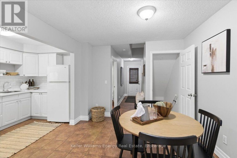 81 - 909 BURNS STREET W, Whitby (Lynde Creek), Ontario, L1N6J5