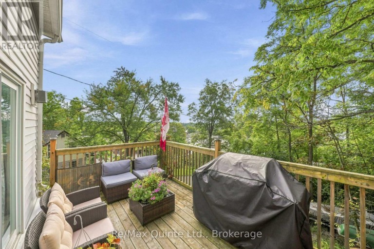 94 MAPLE STREET, Trent Hills (Campbellford), Ontario, K0K1L0