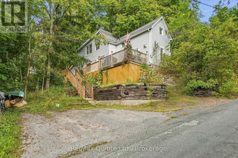 94 MAPLE STREET, Trent Hills (Campbellford), Ontario, K0K1L0