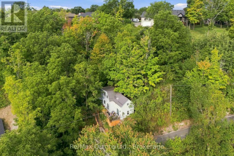 94 MAPLE STREET, Trent Hills (Campbellford), Ontario, K0K1L0