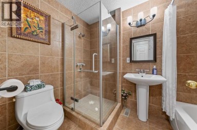 73 Hidden Valley Villas NW Calgary Alberta photo 19