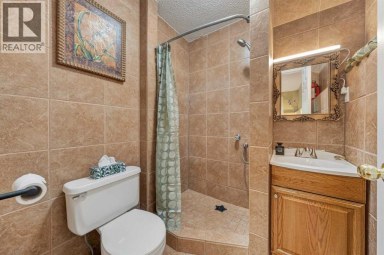 73 Hidden Valley Villas NW Calgary Alberta photo 26