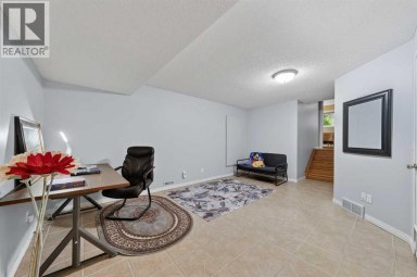 73 Hidden Valley Villas NW Calgary Alberta photo 27