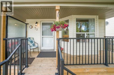 73 Hidden Valley Villas NW Calgary Alberta photo 4