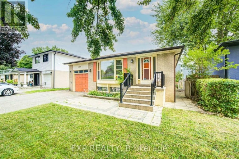 608 RUPERT AVENUE, Whitchurch-Stouffville (Stouffville), Ontario, L4A1W1