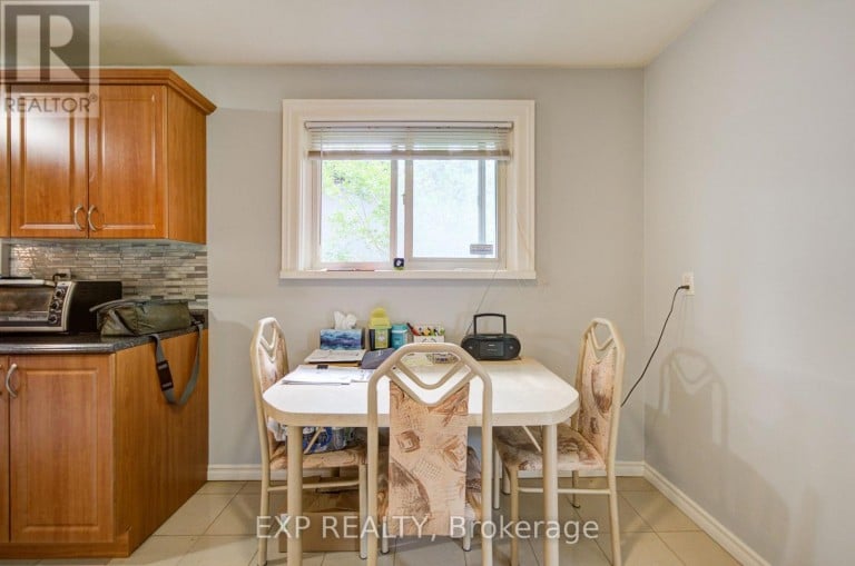 608 RUPERT AVENUE, Whitchurch-Stouffville (Stouffville), Ontario, L4A1W1