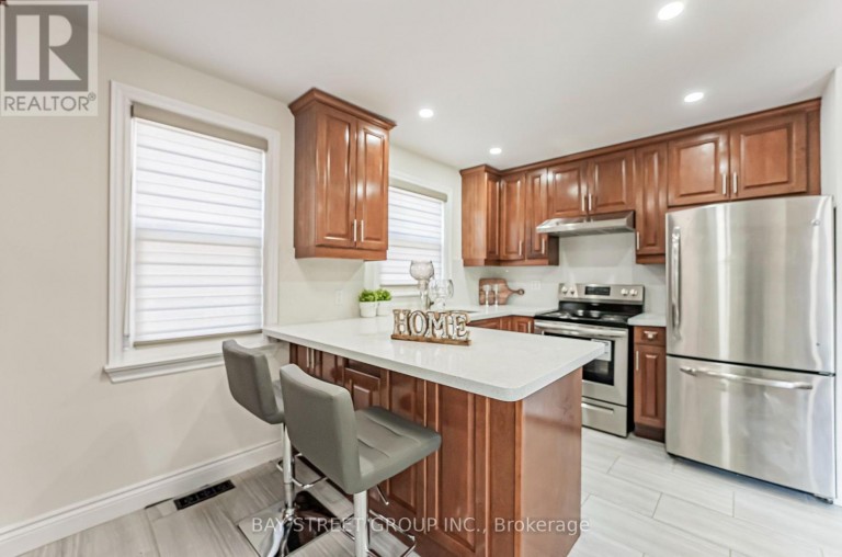 52 GLEN CAMERON ROAD, Markham (Thornhill), Ontario, L3T1P6