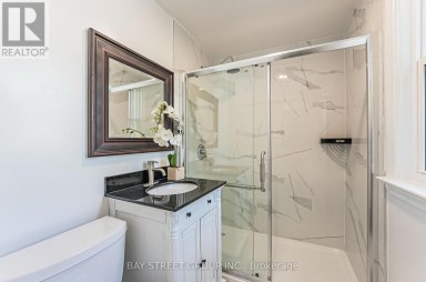 52 GLEN CAMERON ROAD Markham (Thornhill) Ontario photo 16