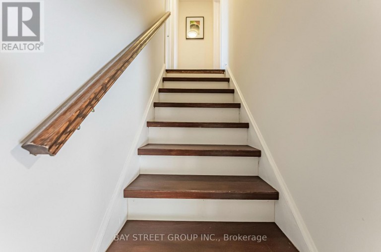 52 GLEN CAMERON ROAD, Markham (Thornhill), Ontario, L3T1P6