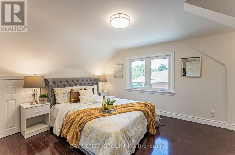 52 GLEN CAMERON ROAD, Markham (Thornhill), Ontario, L3T1P6