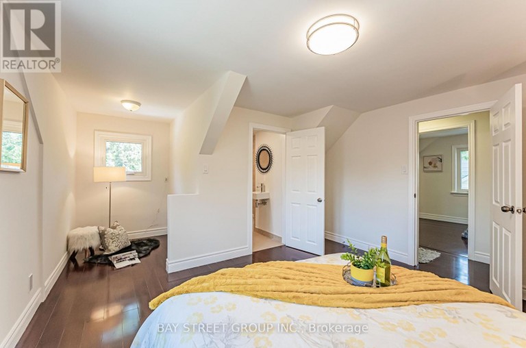 52 GLEN CAMERON ROAD, Markham (Thornhill), Ontario, L3T1P6