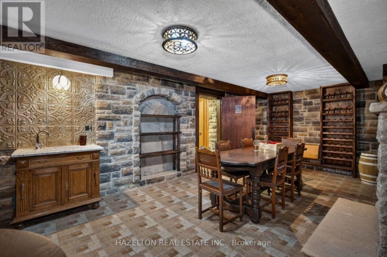 246 RIVERSIDE DRIVE, Toronto (High Park-Swansea), Ontario, M6S4A9