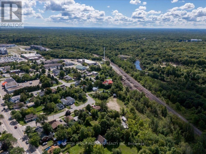 200 NELSON STREET, Gravenhurst (Muskoka (S)), Ontario, P1P1K7