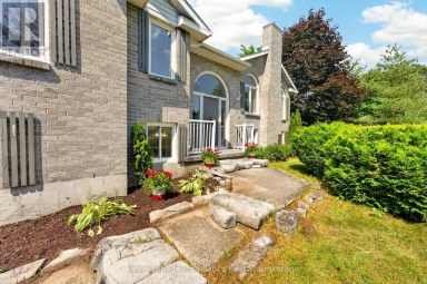 3561 VIENNA CRESCENT Frontenac (Frontenac South) Ontario photo 2