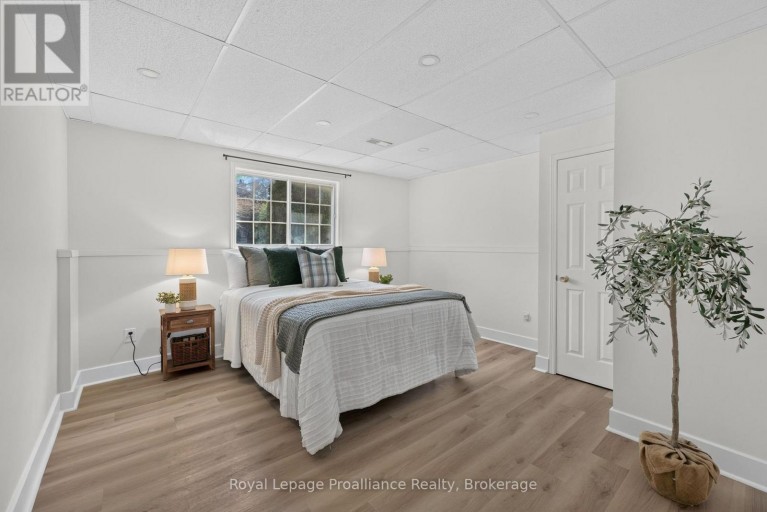 3561 VIENNA CRESCENT, Frontenac (Frontenac South), Ontario, K0H1M0