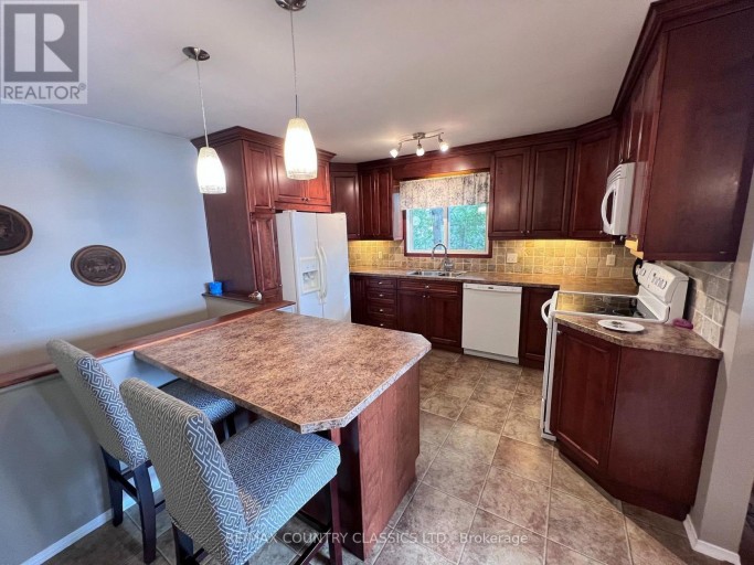 29 BROWN LANE, Bancroft (Dungannon Ward), Ontario, K0L1C0