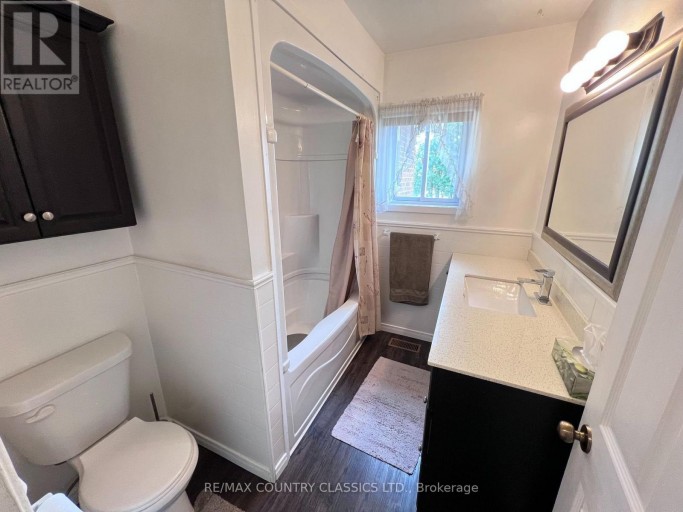 29 BROWN LANE, Bancroft (Dungannon Ward), Ontario, K0L1C0