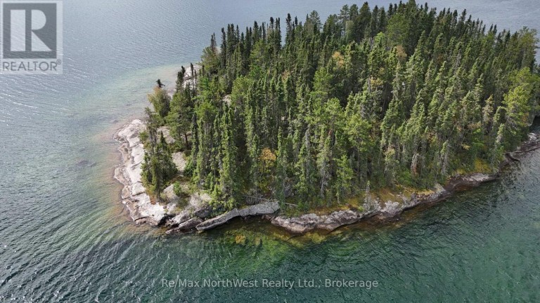 ISLAND EB2114 LINKLATER LAKE ISLAND, Kenora Remote Area (East Of Kenora), Ontario, P0X1H0