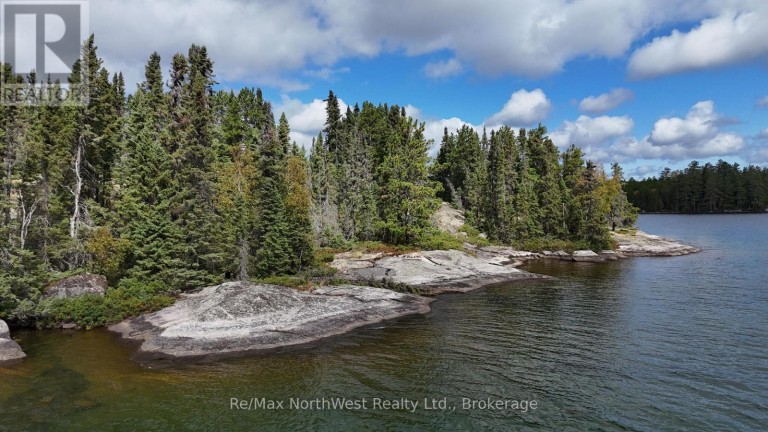 ISLAND EB2114 LINKLATER LAKE ISLAND, Kenora Remote Area (East Of Kenora), Ontario, P0X1H0