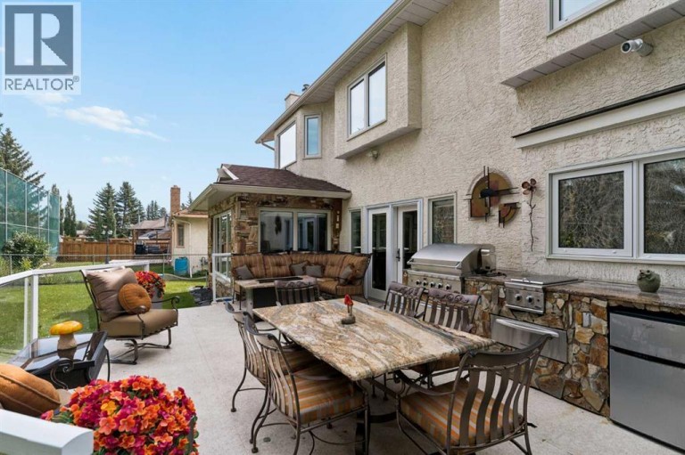 880 Shawnee Drive SW, Calgary, Alberta, T2Y1X3