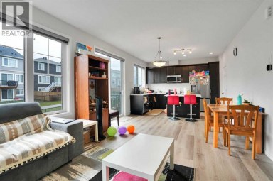 609 Southwinds Close SW Airdrie Alberta photo 17