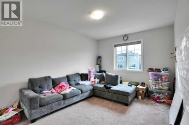 609 Southwinds Close SW Airdrie Alberta photo 19