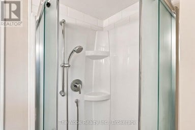 274 LABRADOR DRIVE Oshawa (Donevan) Ontario photo 38