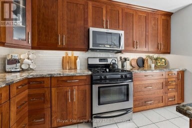 41 WINTERBERRY DRIVE Whitby (Rolling Acres) Ontario photo 13