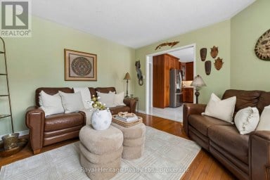41 WINTERBERRY DRIVE Whitby (Rolling Acres) Ontario photo 18