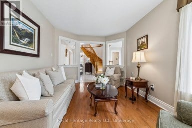 41 WINTERBERRY DRIVE Whitby (Rolling Acres) Ontario photo 9