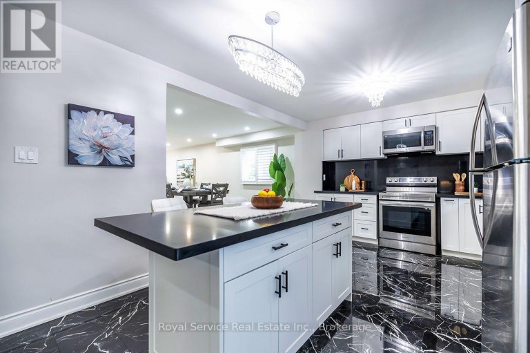 61 ADAMS DRIVE, Ajax (Central), Ontario, L1S5V2