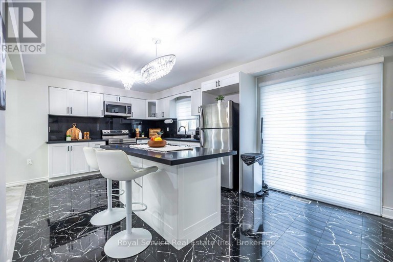 61 ADAMS DRIVE, Ajax (Central), Ontario, L1S5V2