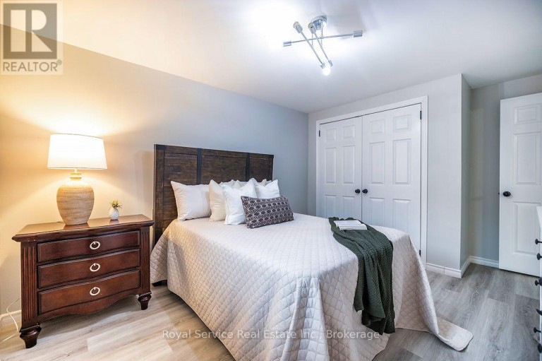 61 ADAMS DRIVE, Ajax (Central), Ontario, L1S5V2