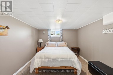 598 PETWORTH ROAD, Stone Mills (Stone Mills) Ontario