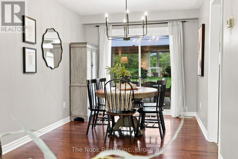 24 CEDAR RIDGE DRIVE, Kawartha Lakes (Mariposa), Ontario, L0C1G0
