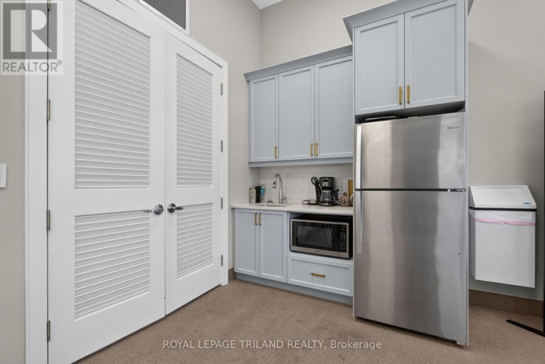 102 - 100 THE PROMENADE, Central Elgin (Port Stanley), Ontario, N5L1C5
