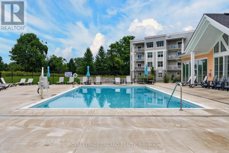 102 - 100 THE PROMENADE, Central Elgin (Port Stanley), Ontario, N5L1C5