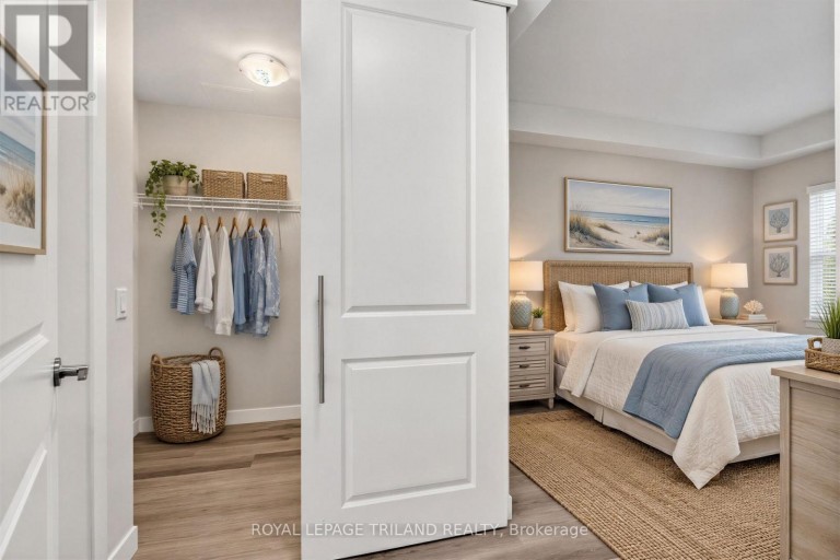 102 - 100 THE PROMENADE, Central Elgin (Port Stanley), Ontario, N5L1C5