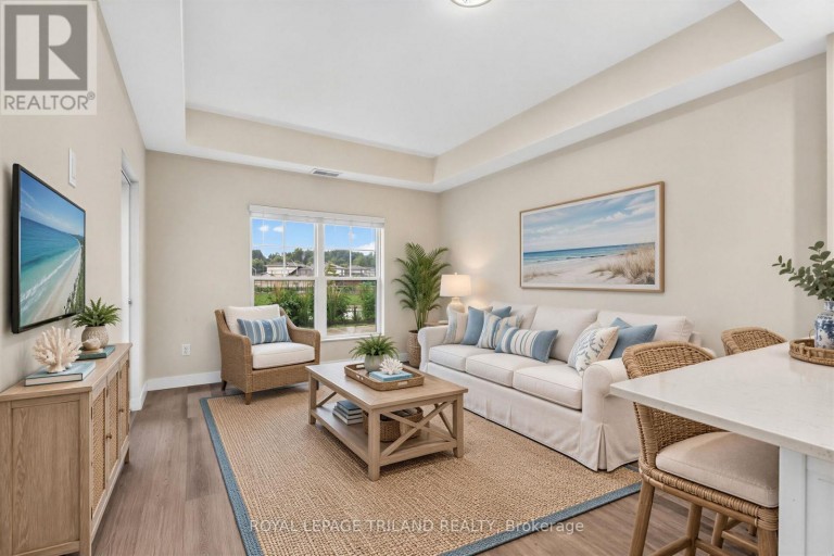 102 - 100 THE PROMENADE, Central Elgin (Port Stanley), Ontario, N5L1C5
