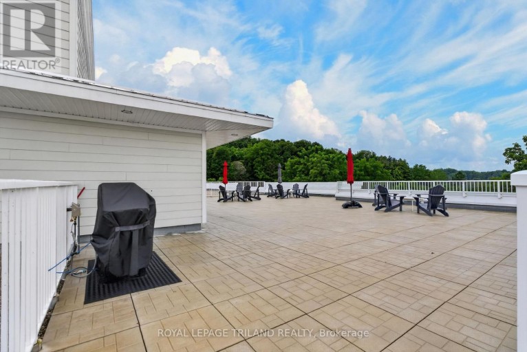 102 - 100 THE PROMENADE, Central Elgin (Port Stanley), Ontario, N5L1C5