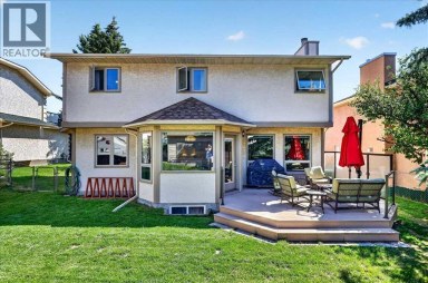 14 Hawkdale Gate NW Calgary Alberta photo 42