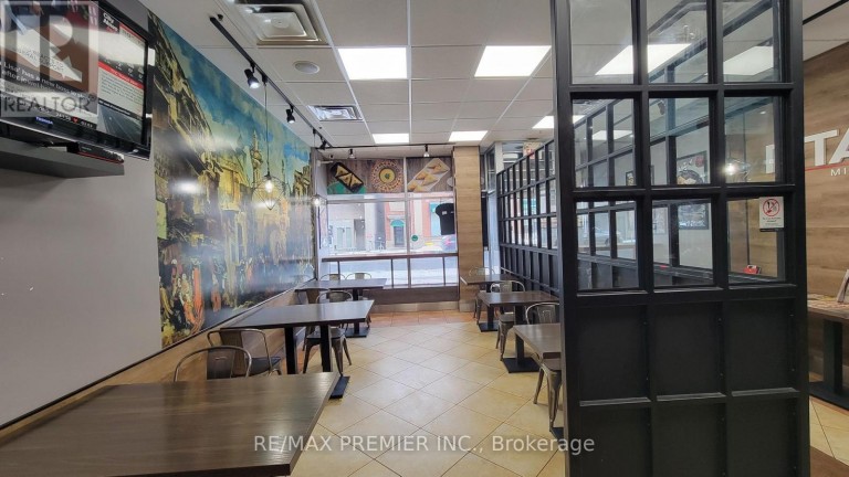 407A BLOOR STREET E, Toronto (North St. James Town), Ontario, M4W3T2