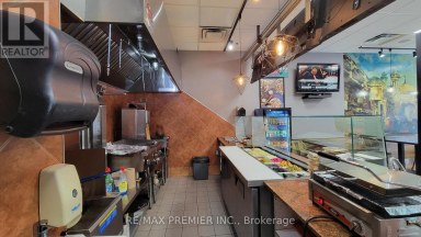 407A BLOOR STREET E Toronto (North St. James Town) Ontario photo 12