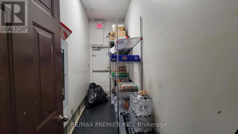 407A BLOOR STREET E, Toronto (North St. James Town), Ontario, M4W3T2