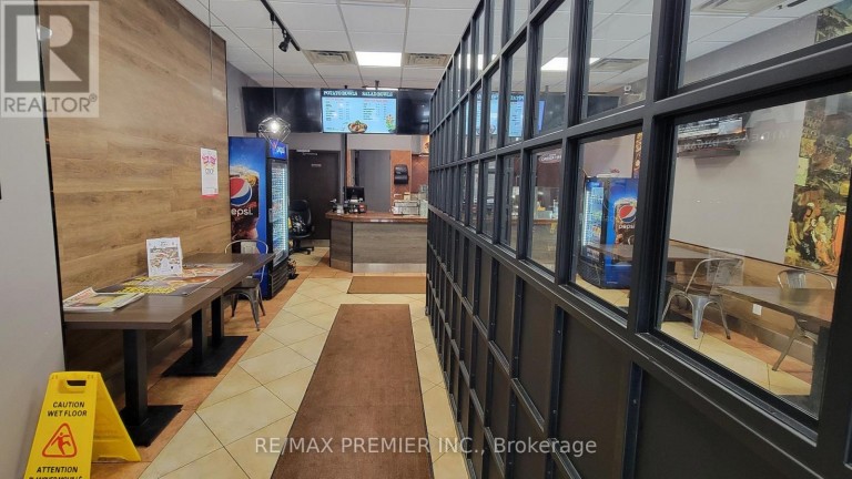 407A BLOOR STREET E, Toronto (North St. James Town), Ontario, M4W3T2
