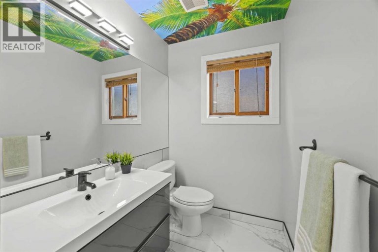 260 Riverside Mews SE, Calgary, Alberta, T2C3Y8