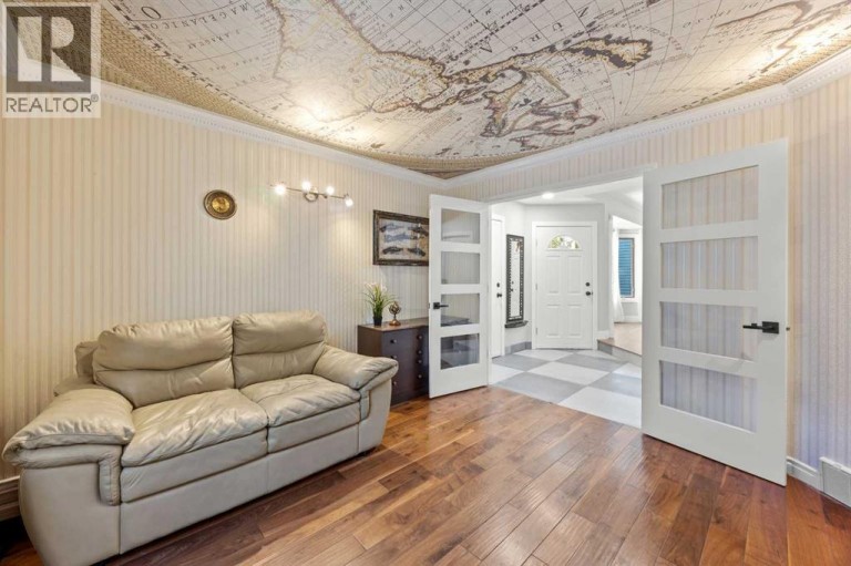 260 Riverside Mews SE, Calgary, Alberta, T2C3Y8