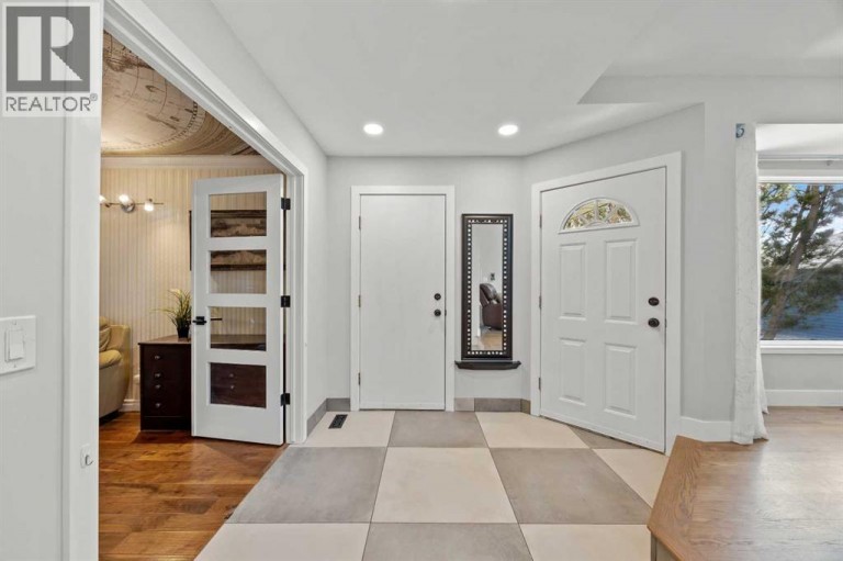 260 Riverside Mews SE, Calgary, Alberta, T2C3Y8